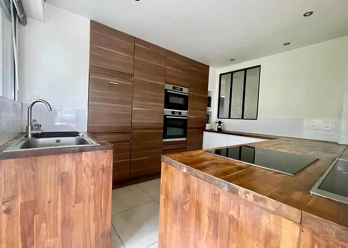 Appartamento Le Papillon F3 Moderne Avec Terrasse Et Parking